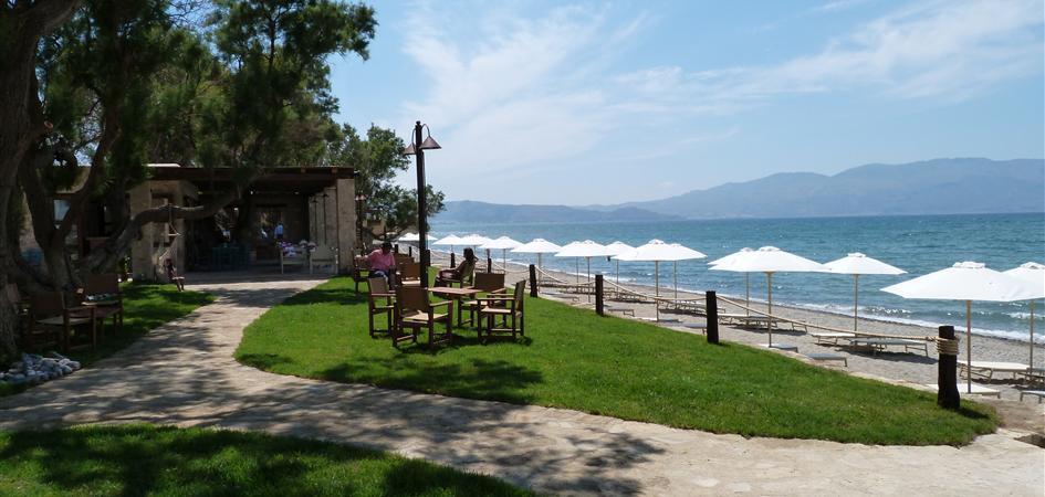 Niriides Apartments Kissamos Exterior photo